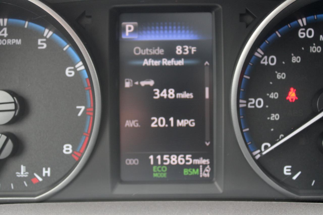 Toyota RAV4 XLE AWD (Natl) 2018
