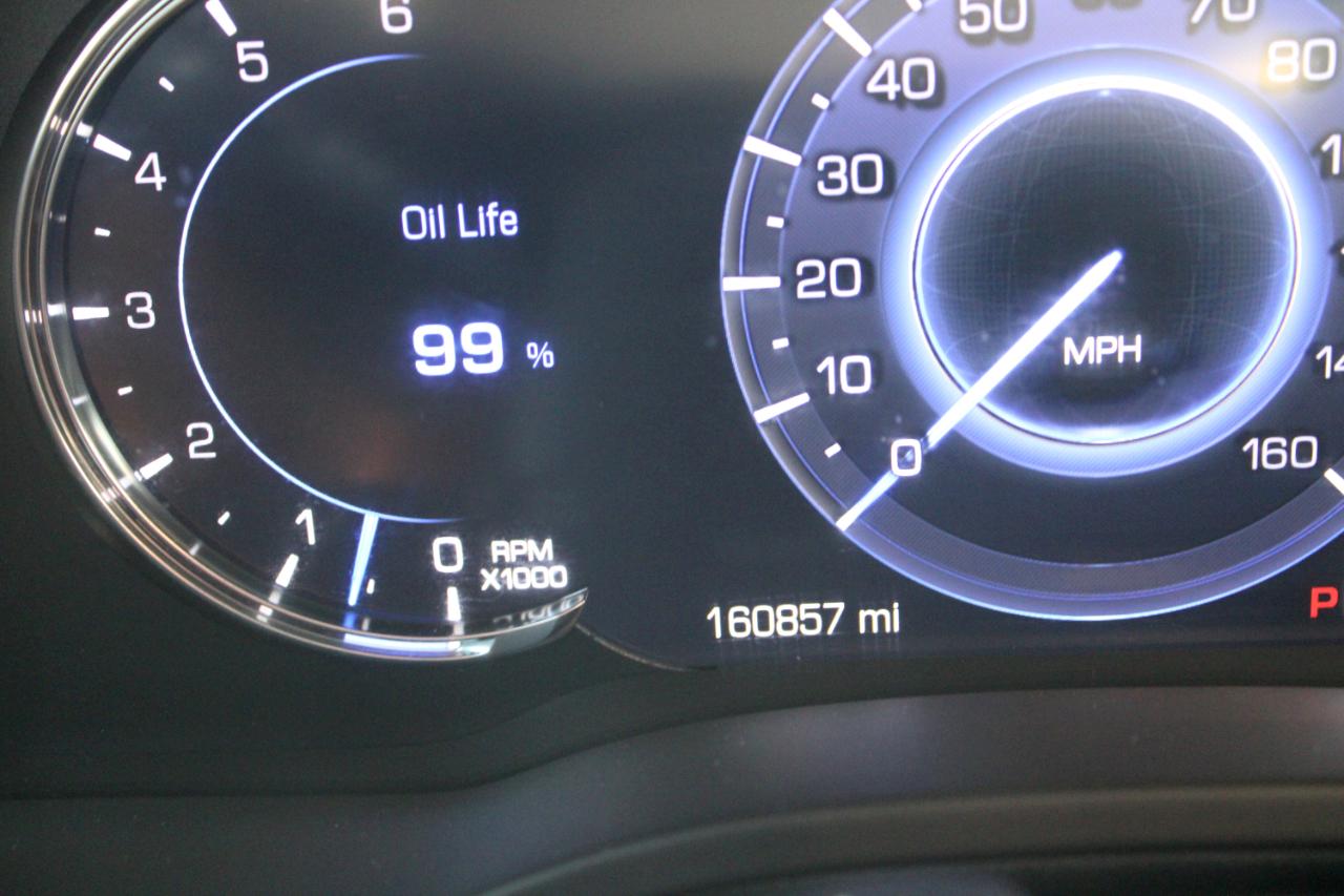 Cadillac Escalade ESV 4WD 4dr Platinum 2016