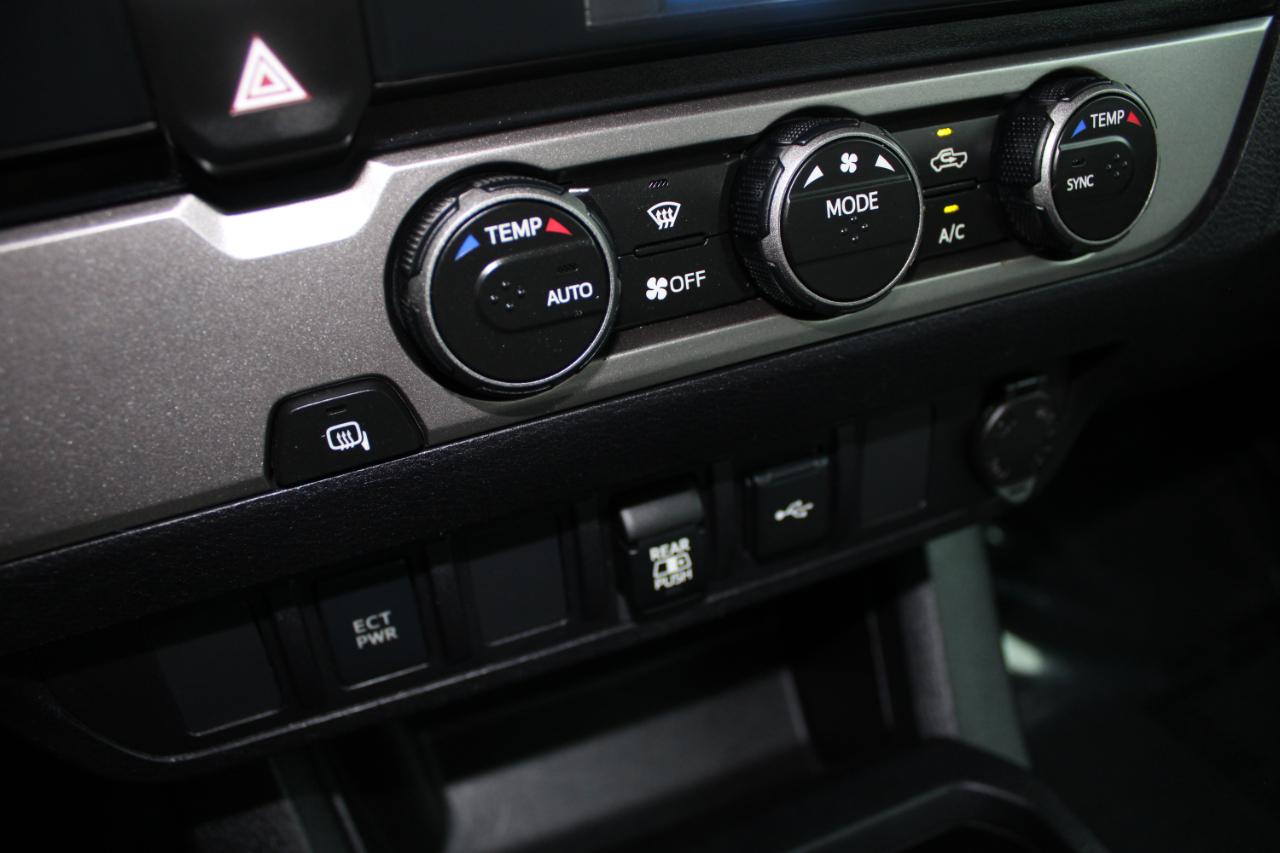 Toyota Tacoma 2WD TRD Off Road Double Cab 5' Bed V6 AT (Natl) 2021