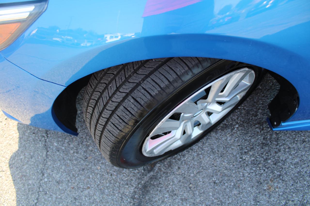 Nissan Sentra SR CVT 2020
