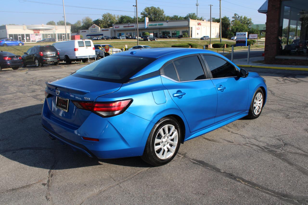 Nissan Sentra SR CVT 2020