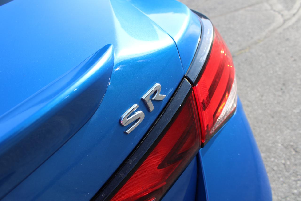 Nissan Sentra SR CVT 2020