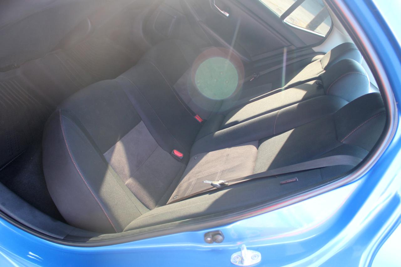 Nissan Sentra SR CVT 2020