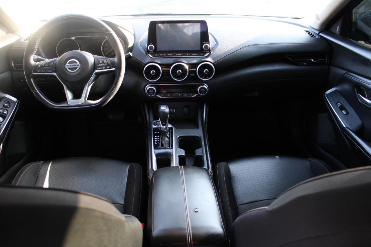 Nissan Sentra SR CVT 2020