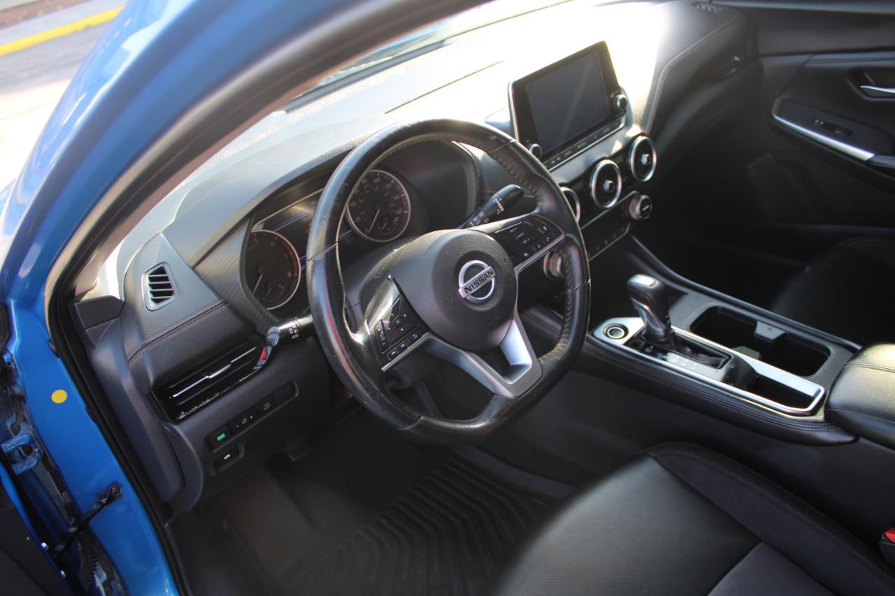 Nissan Sentra SR CVT 2020