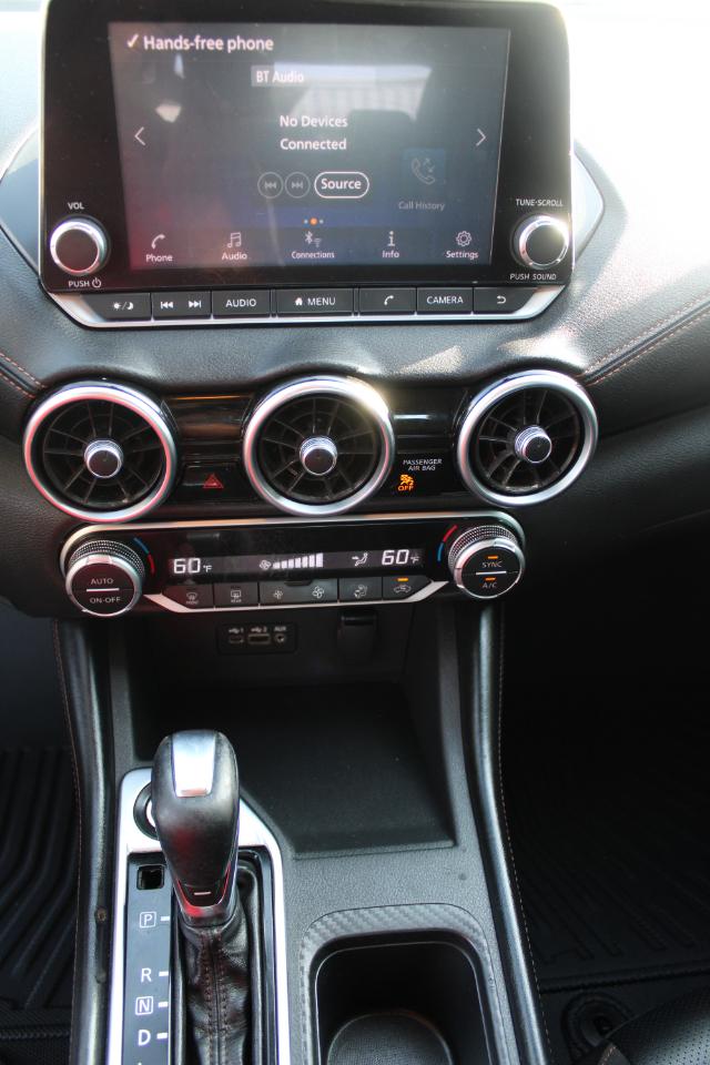 Nissan Sentra SR CVT 2020