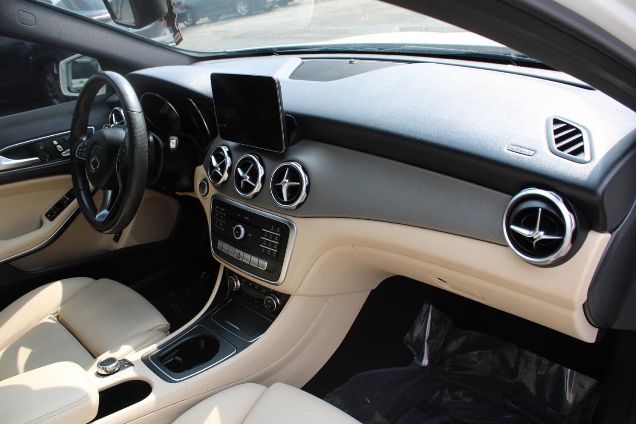 Mercedes-Benz GLA GLA 250 SUV 2020