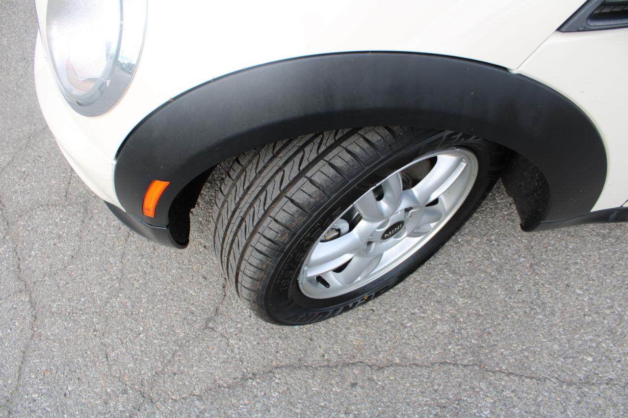 MINI Cooper Hardtop 2dr Cpe 2013