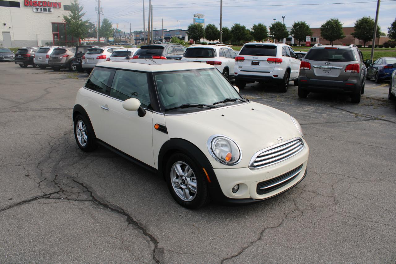 MINI Cooper Hardtop 2dr Cpe 2013