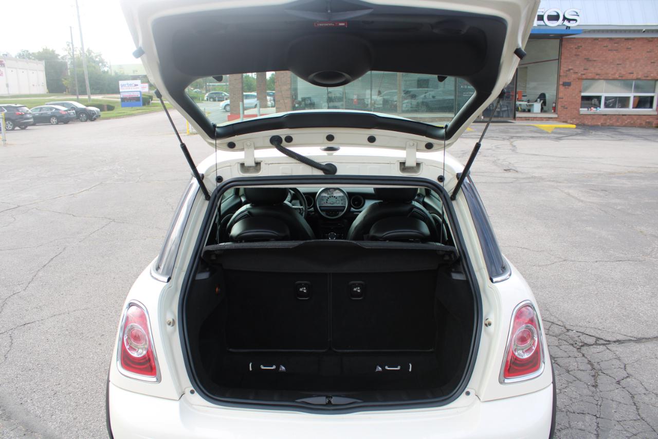 MINI Cooper Hardtop 2dr Cpe 2013