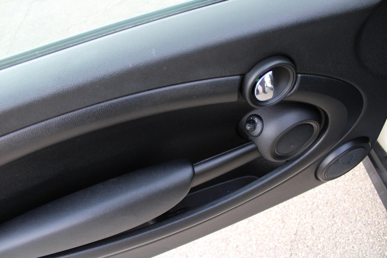 MINI Cooper Hardtop 2dr Cpe 2013