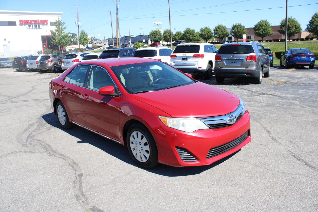 Toyota Camry 2014.5 4dr Sdn I4 Auto LE (Natl) 2014