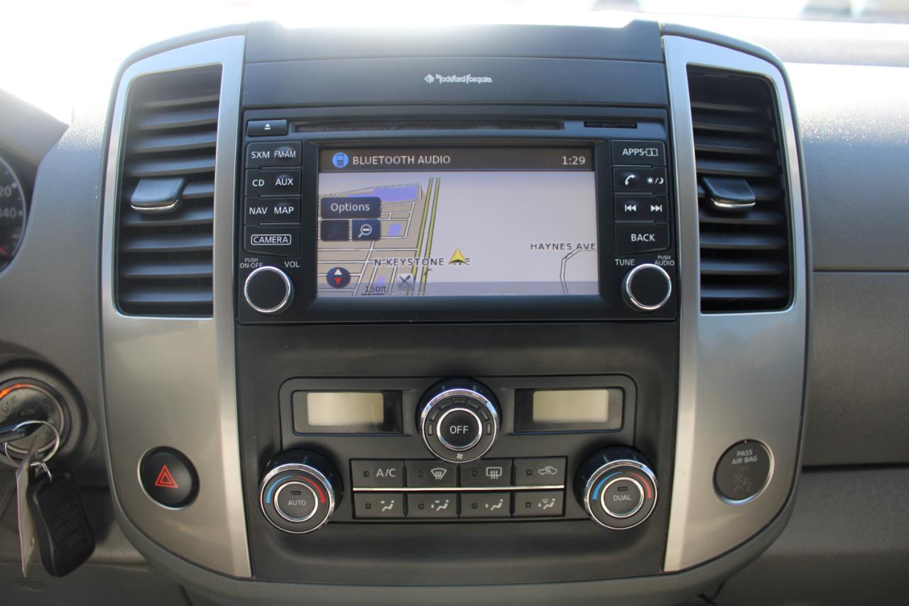 Nissan Frontier 4WD Crew Cab SWB Auto SL 2014
