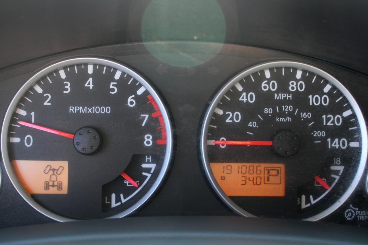 Nissan Frontier 4WD Crew Cab SWB Auto SL 2014