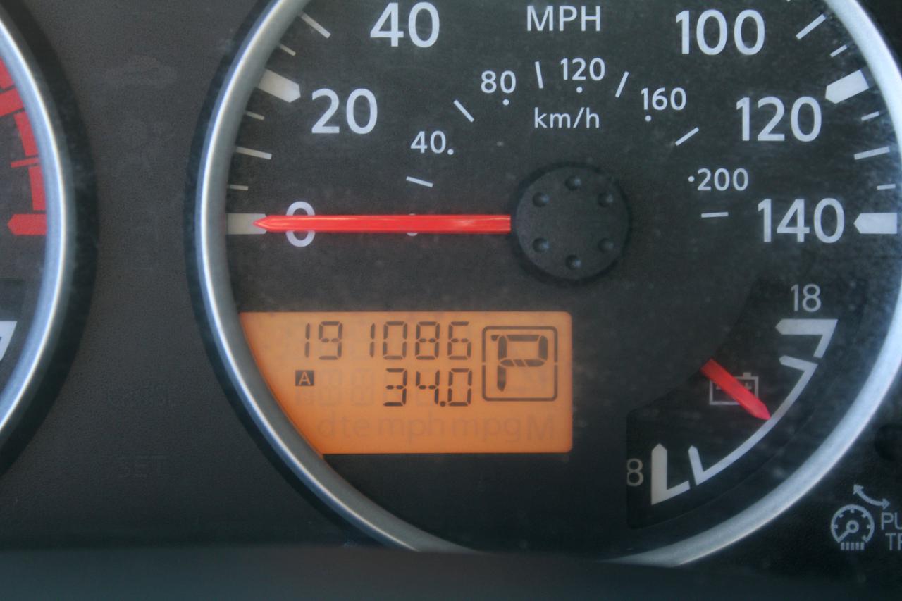 Nissan Frontier 4WD Crew Cab SWB Auto SL 2014