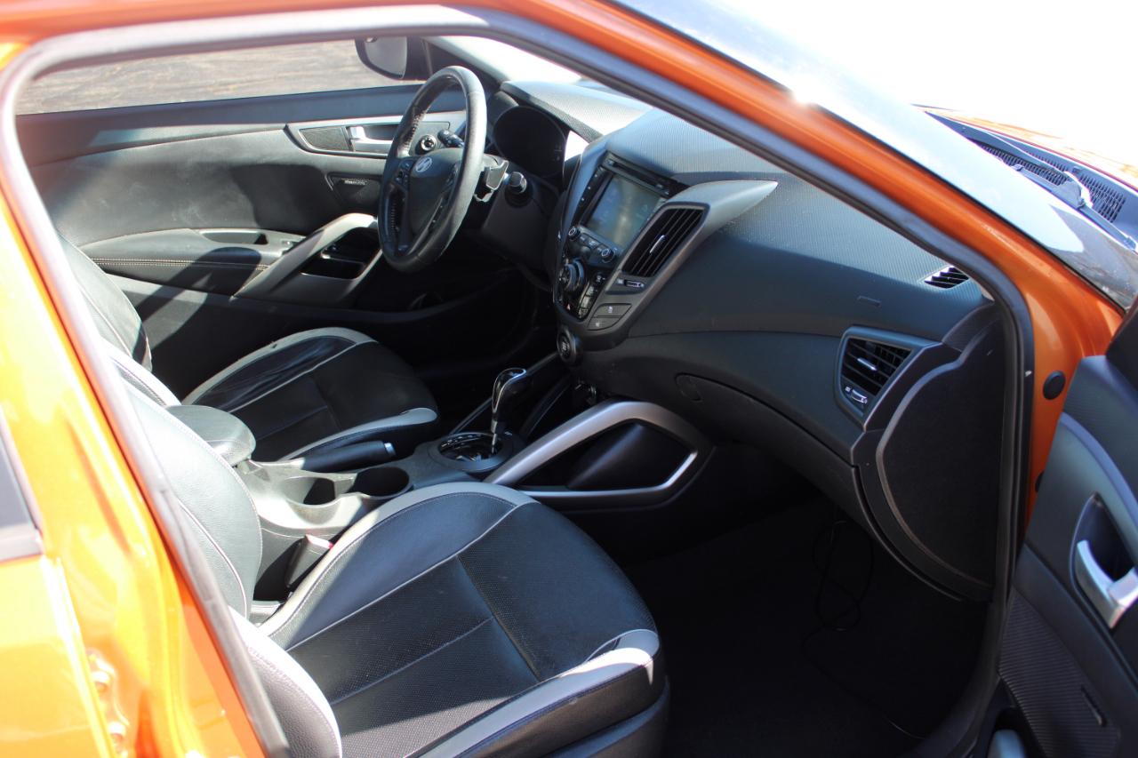 Hyundai Veloster 3dr Cpe Auto Turbo w/Black Int 2013
