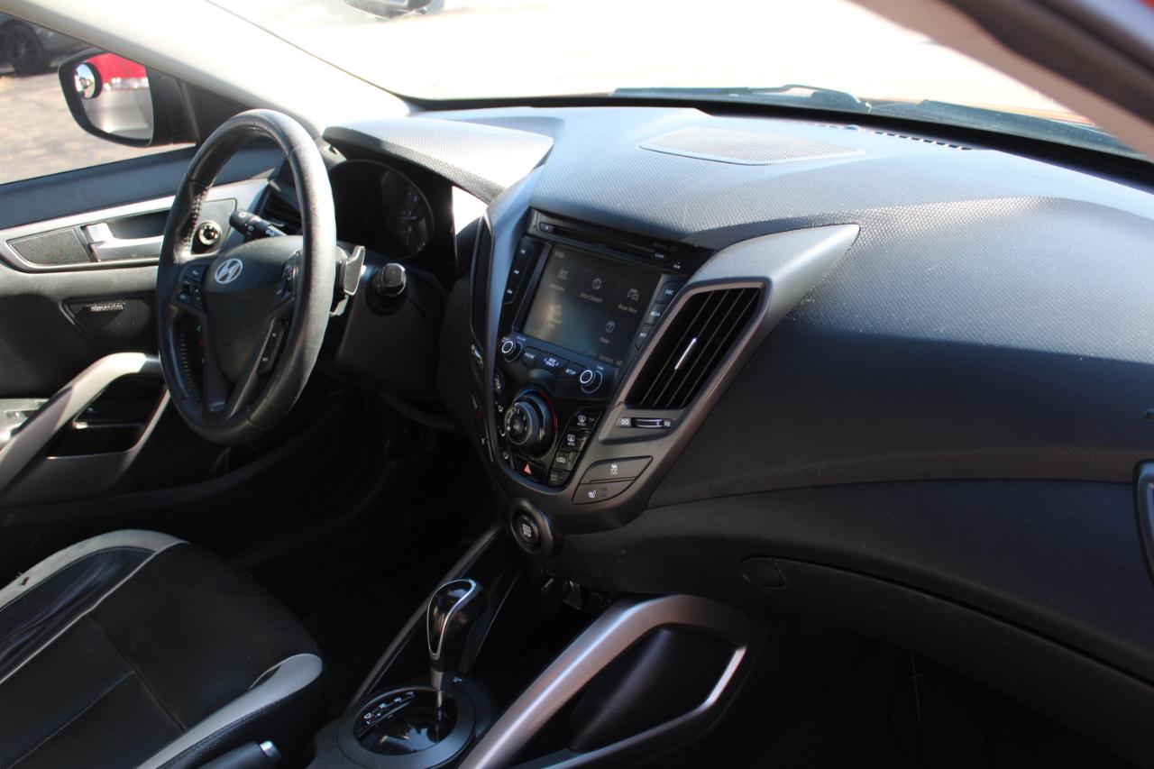 Hyundai Veloster 3dr Cpe Auto Turbo w/Black Int 2013