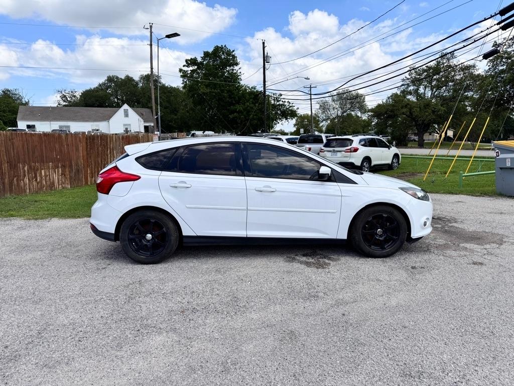 Ford Focus  2012