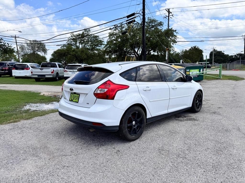 Ford Focus  2012
