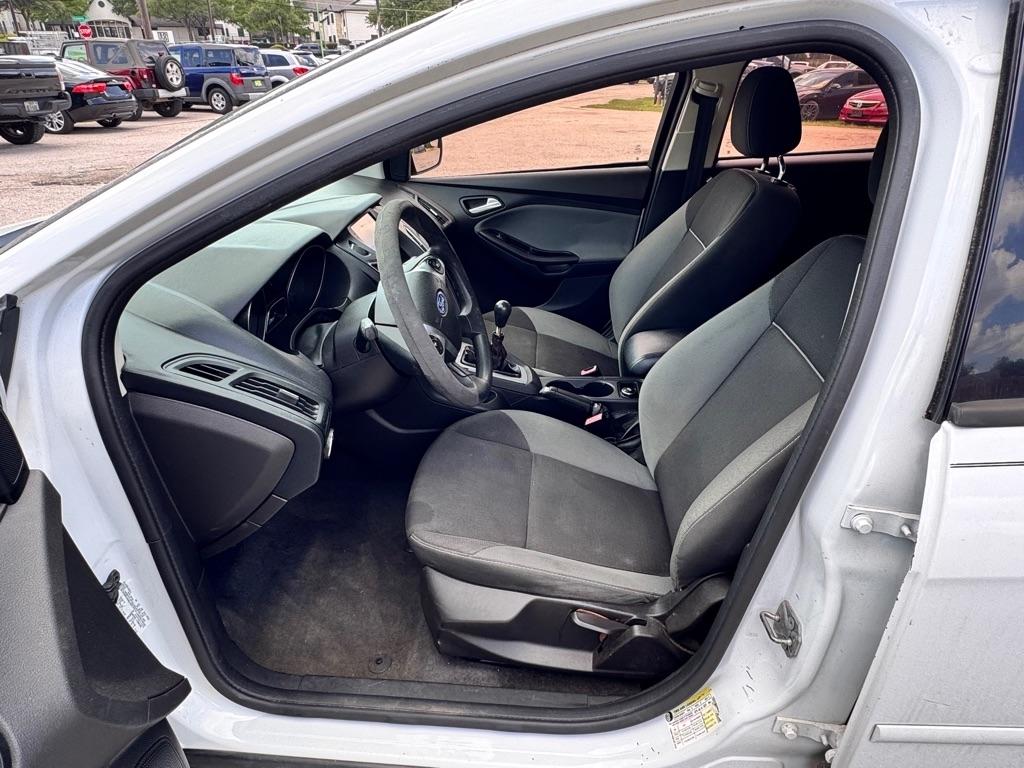 Ford Focus  2012
