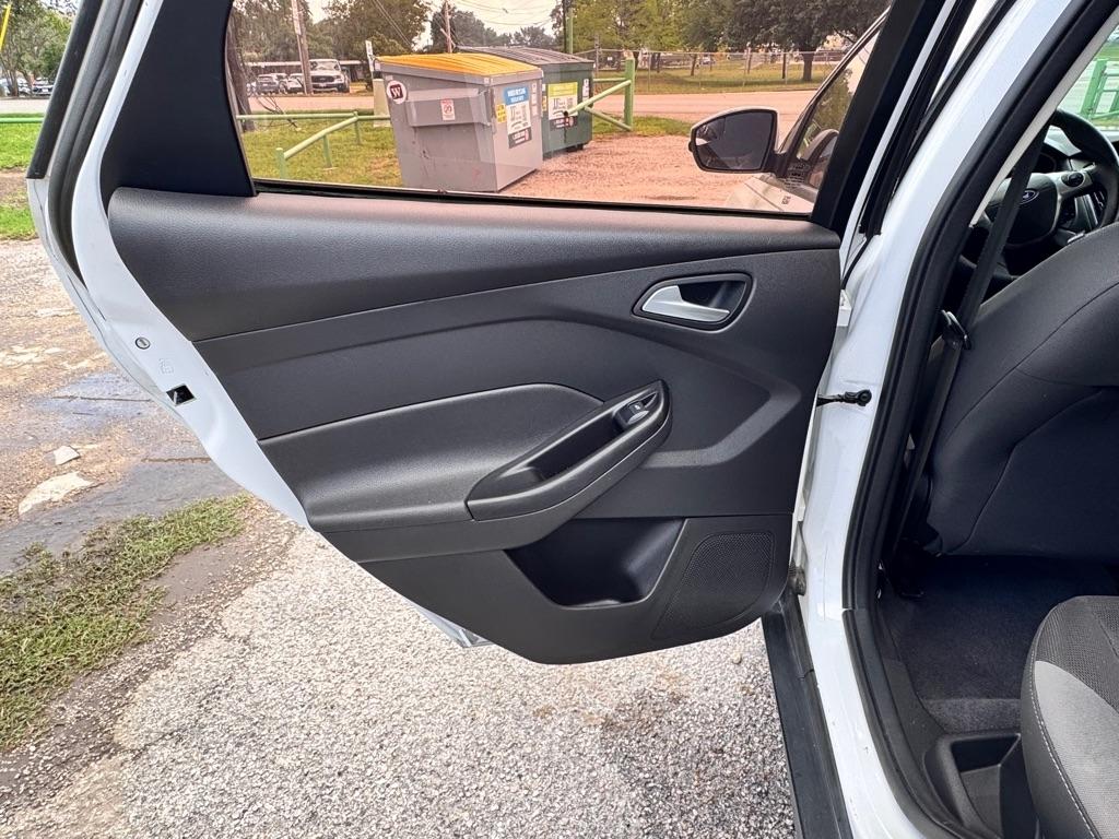 Ford Focus  2012