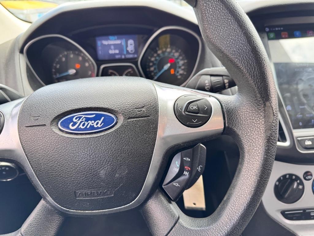 Ford Focus  2012