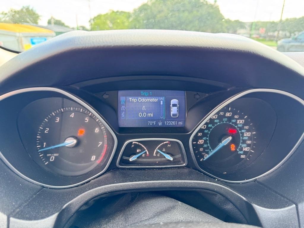 Ford Focus  2012
