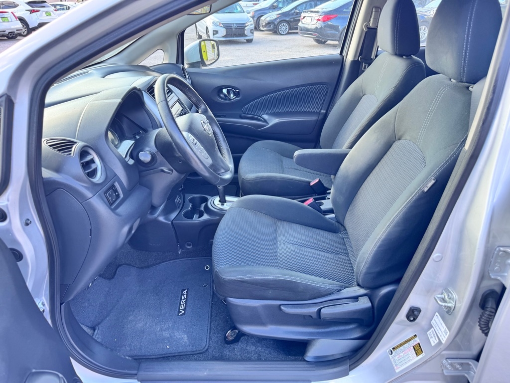 2019 Nissan Versa Note SV photo 11