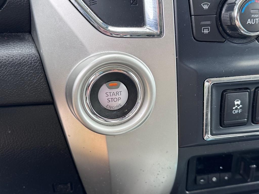 Nissan Titan  2021