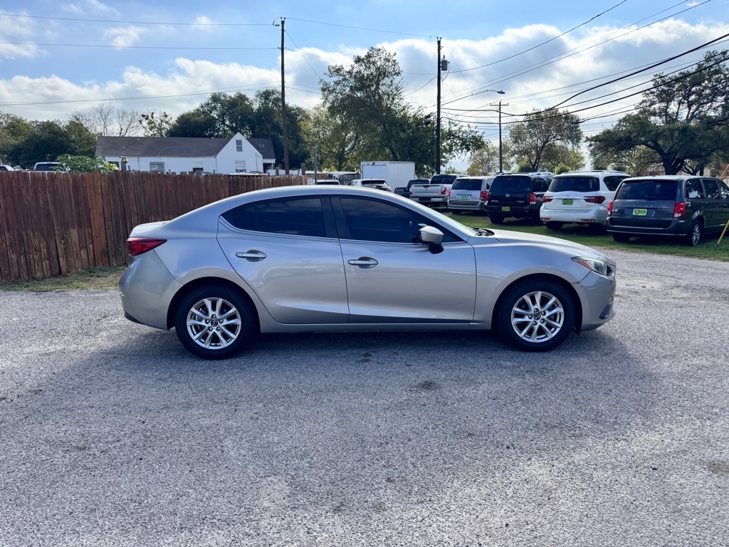 Mazda MAZDA3  2016