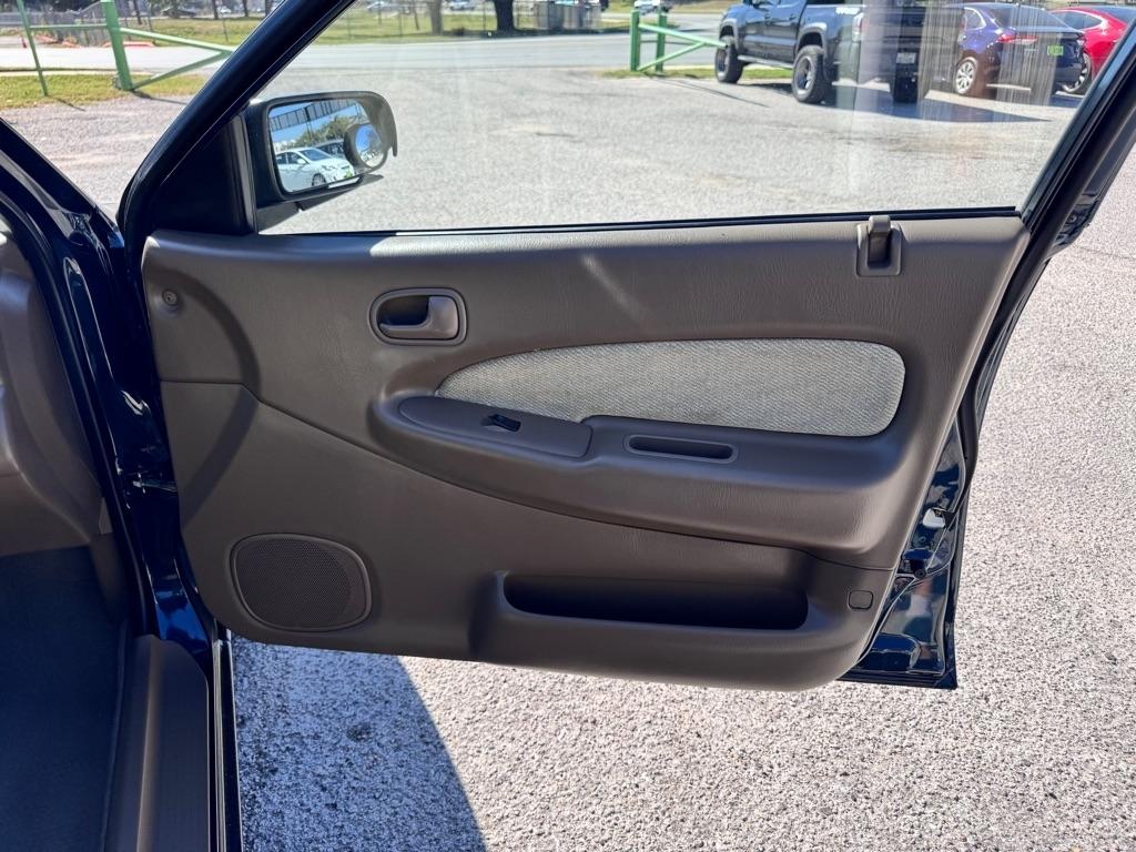Mazda Protege  1998