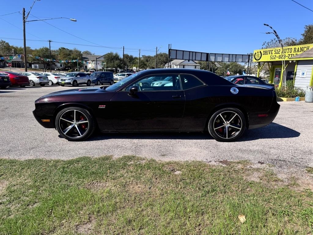 Dodge Challenger  2012