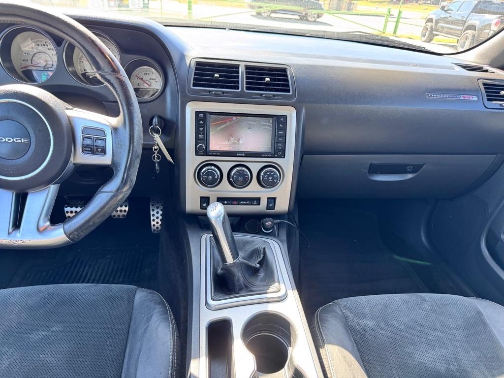 Dodge Challenger  2012