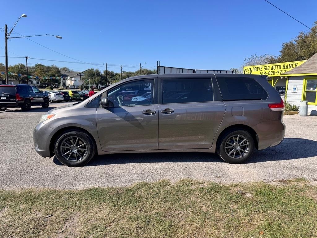 Toyota Sienna  2014
