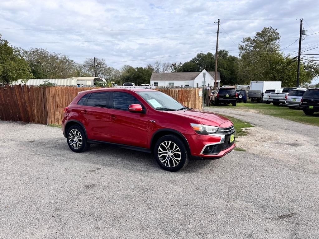 Mitsubishi Outlander Sport  2018