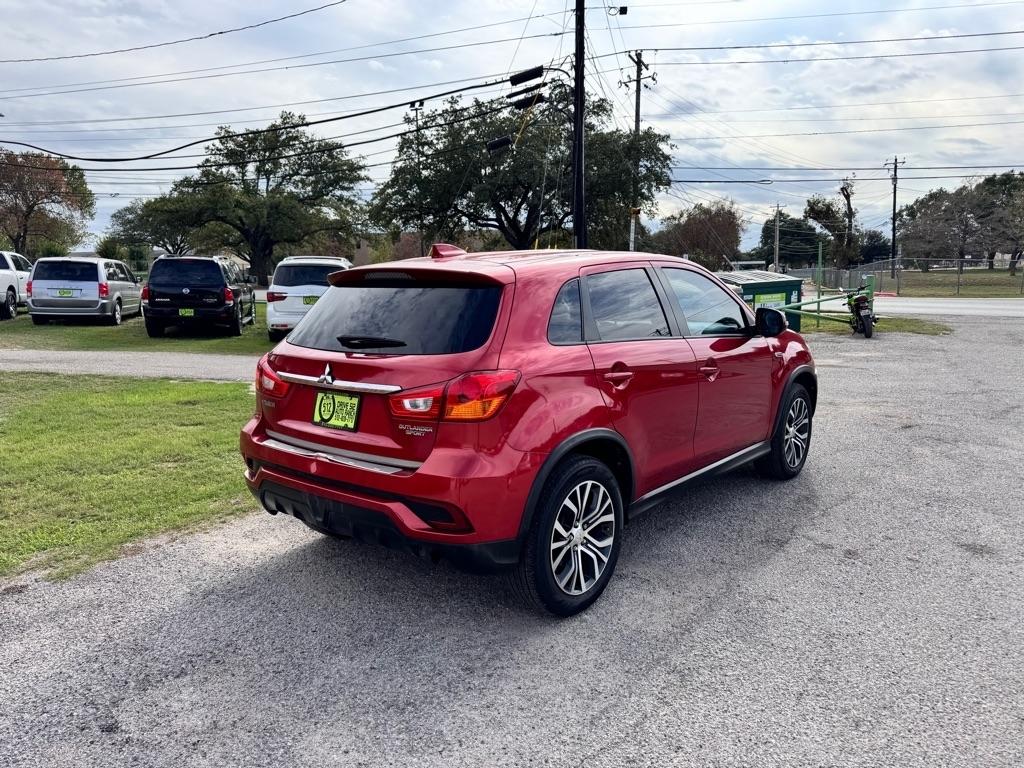 Mitsubishi Outlander Sport  2018