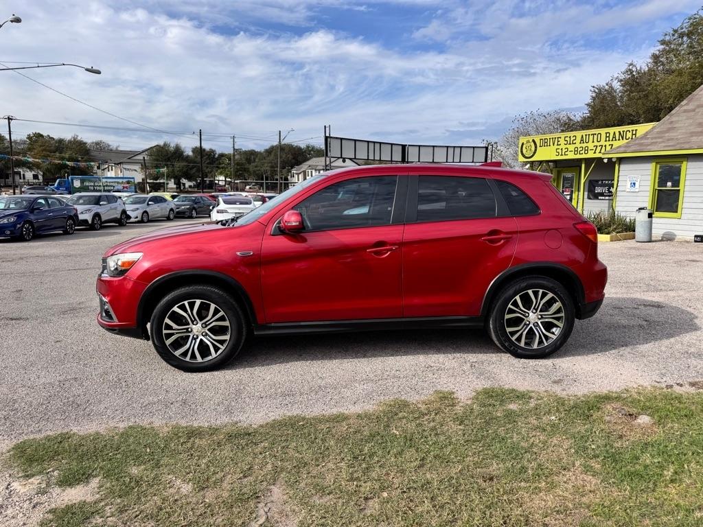 Mitsubishi Outlander Sport  2018