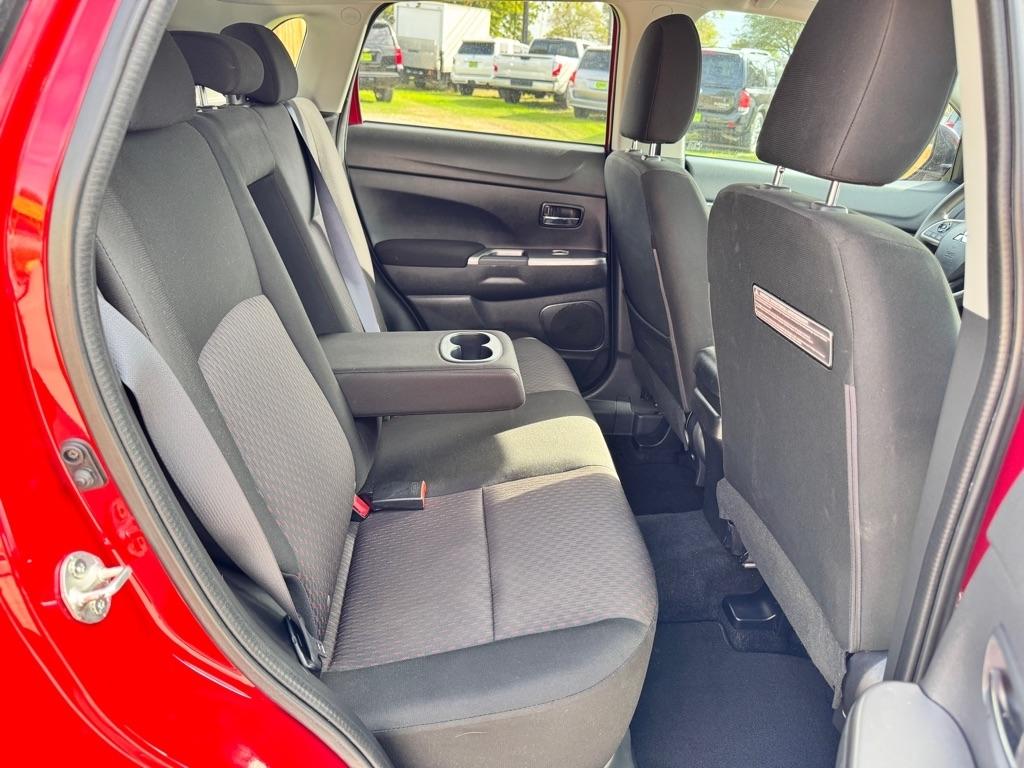 Mitsubishi Outlander Sport  2018