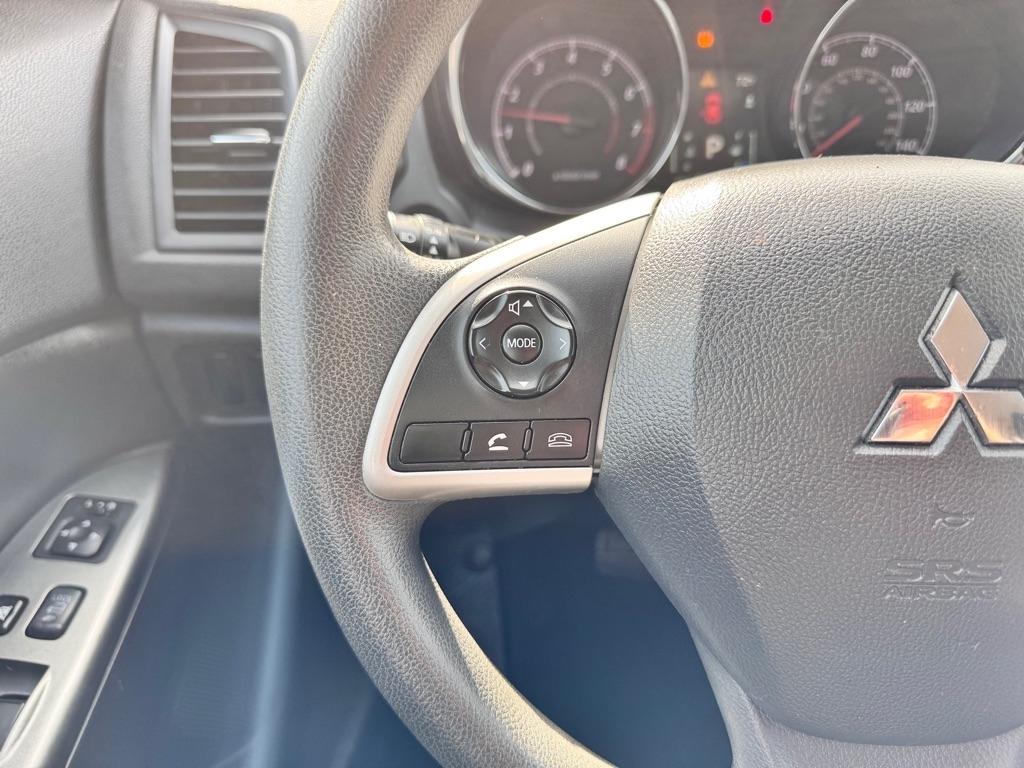 Mitsubishi Outlander Sport  2018