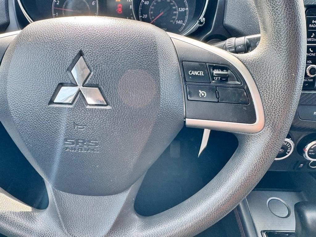 Mitsubishi Outlander Sport  2018