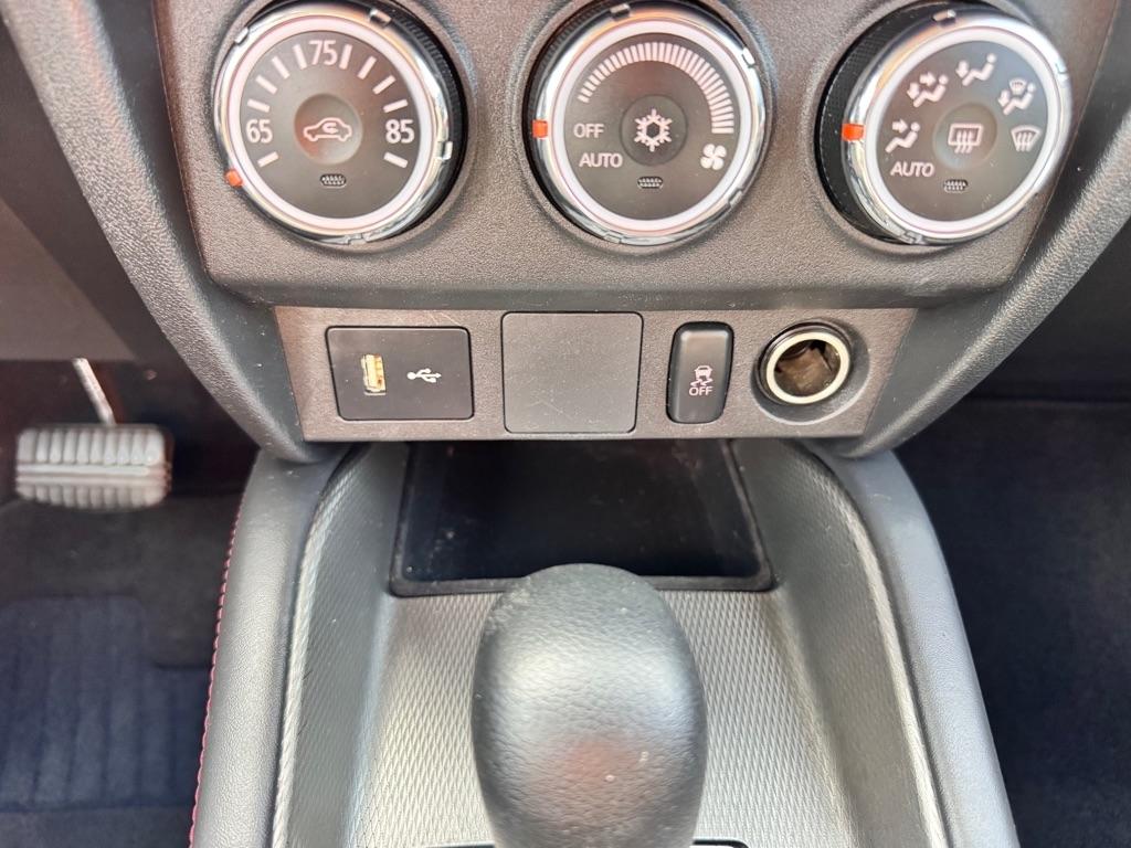 Mitsubishi Outlander Sport  2018