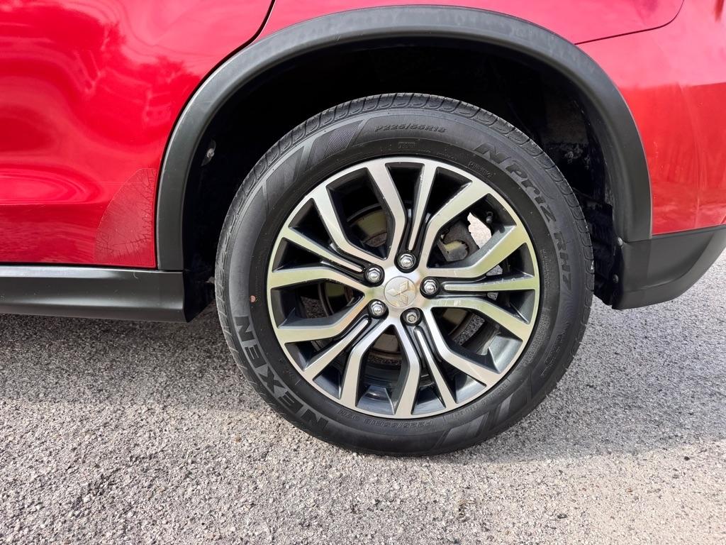 Mitsubishi Outlander Sport  2018