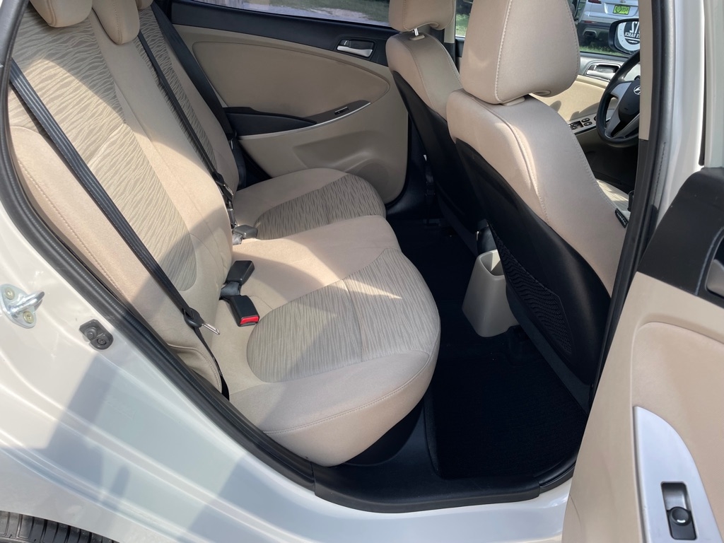 Hyundai Accent  2016