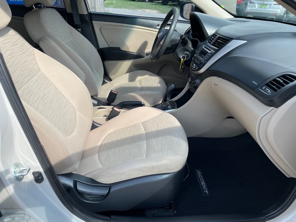 Hyundai Accent  2016