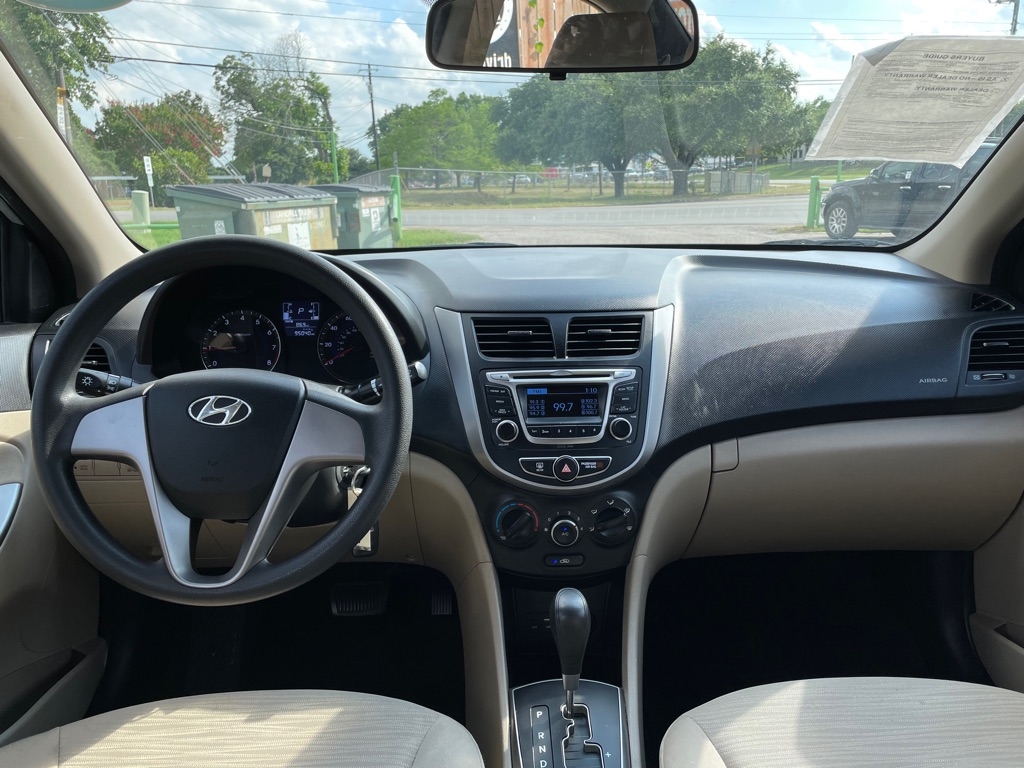 Hyundai Accent  2016