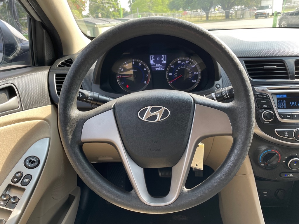 Hyundai Accent  2016