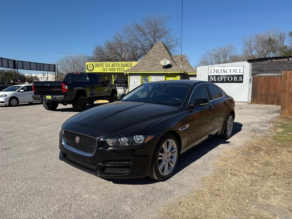 Jaguar XE  2019