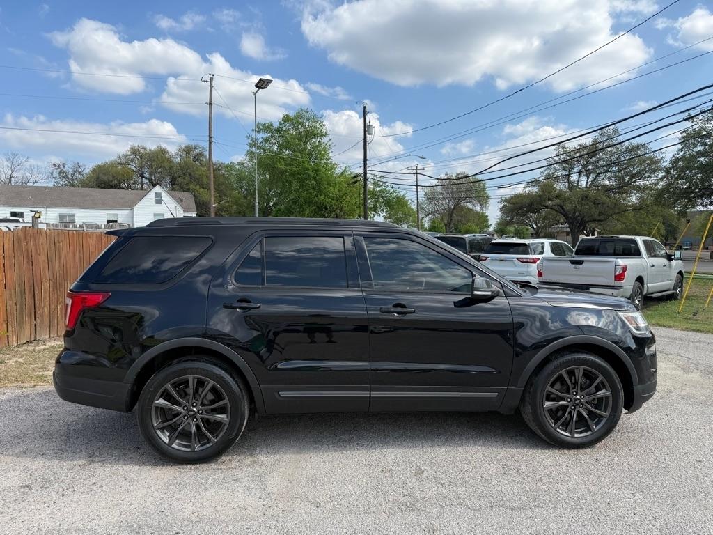 Ford Explorer  2019
