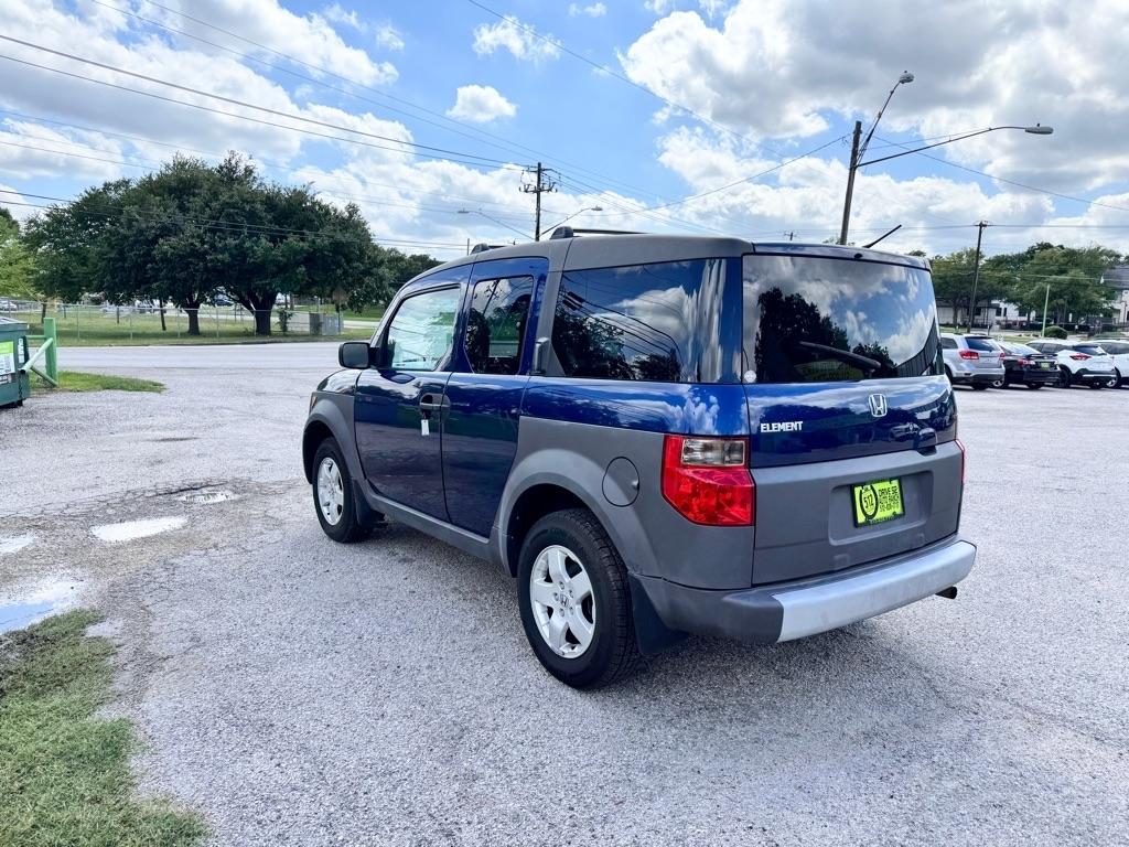 Honda Element  2003