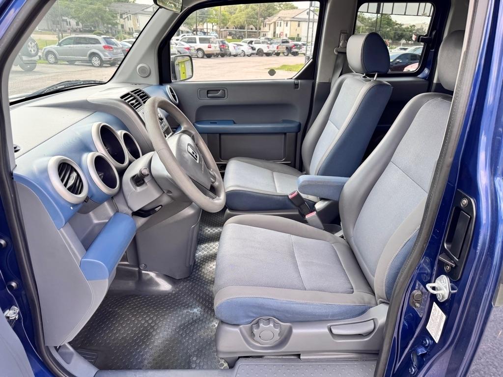 Honda Element  2003